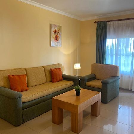 Apartamentos Maria Del Carmen Torremolinos Exterior photo