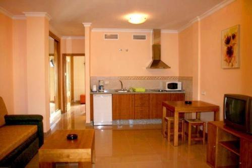 Apartamentos Maria Del Carmen Torremolinos Exterior photo