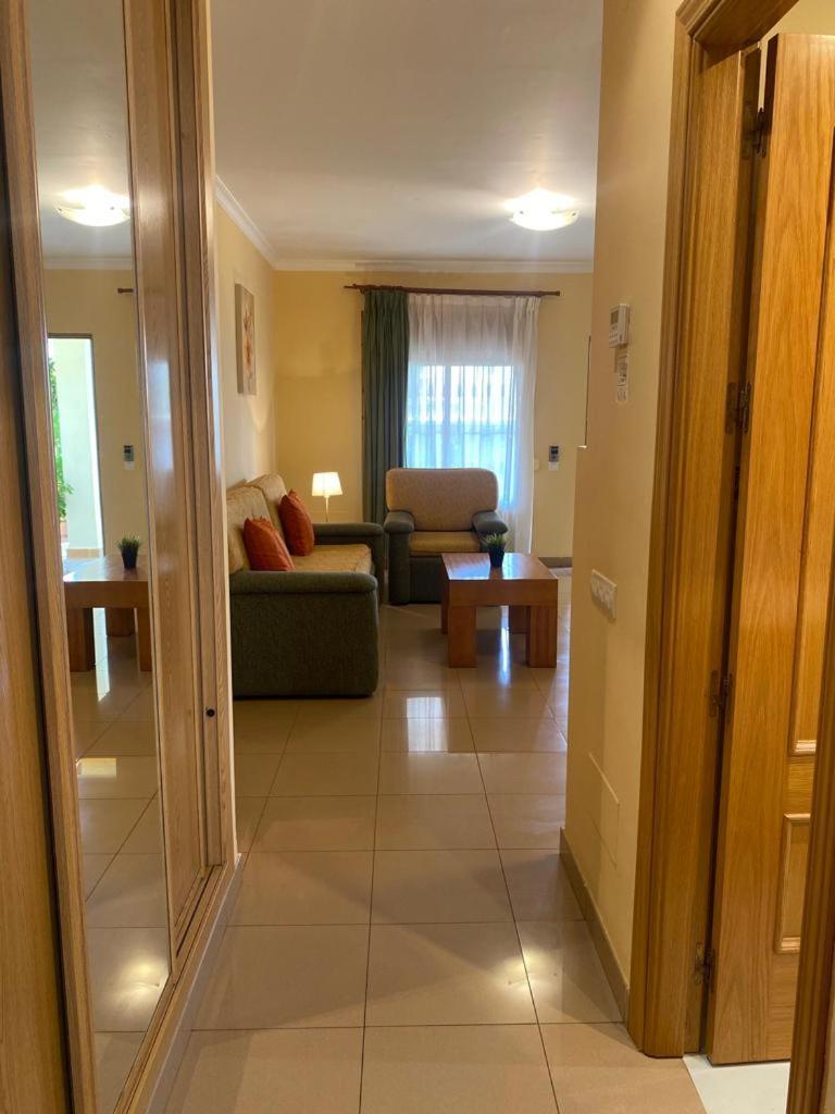Apartamentos Maria Del Carmen Torremolinos Exterior photo