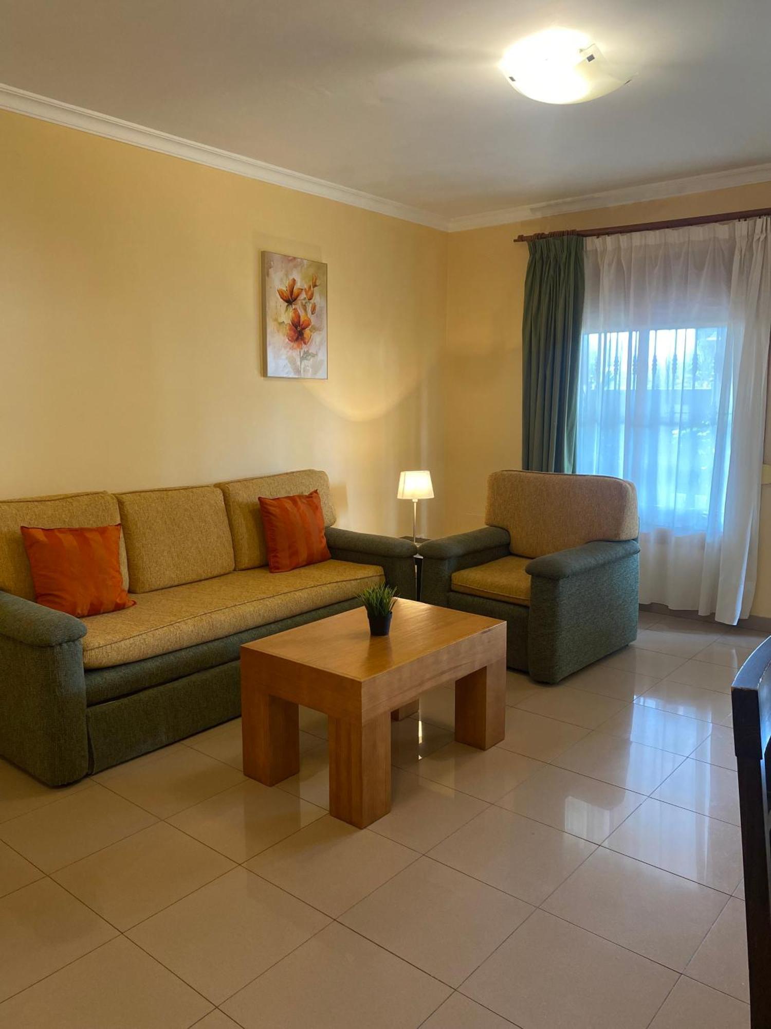 Apartamentos Maria Del Carmen Torremolinos Exterior photo