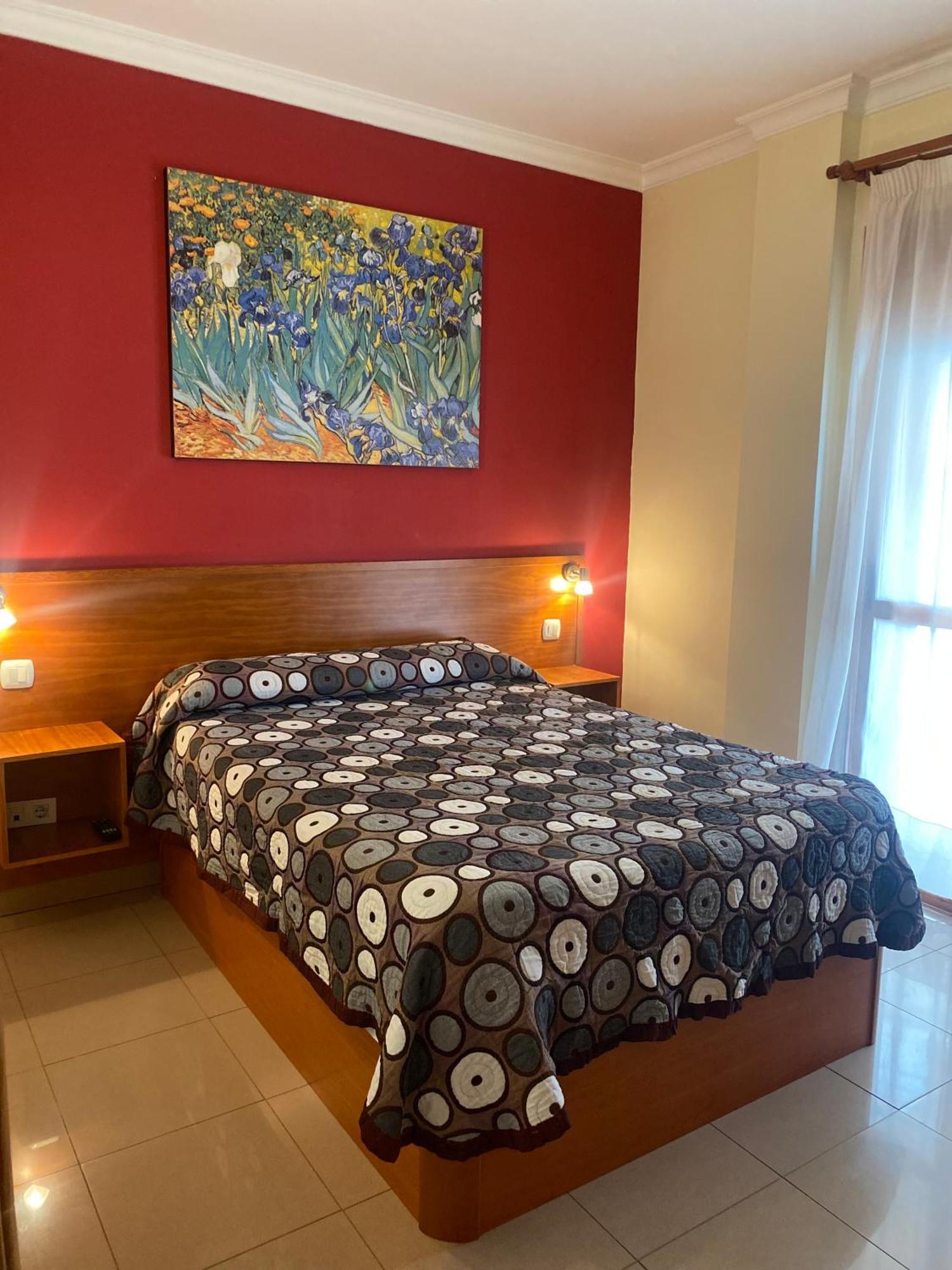 Apartamentos Maria Del Carmen Torremolinos Exterior photo